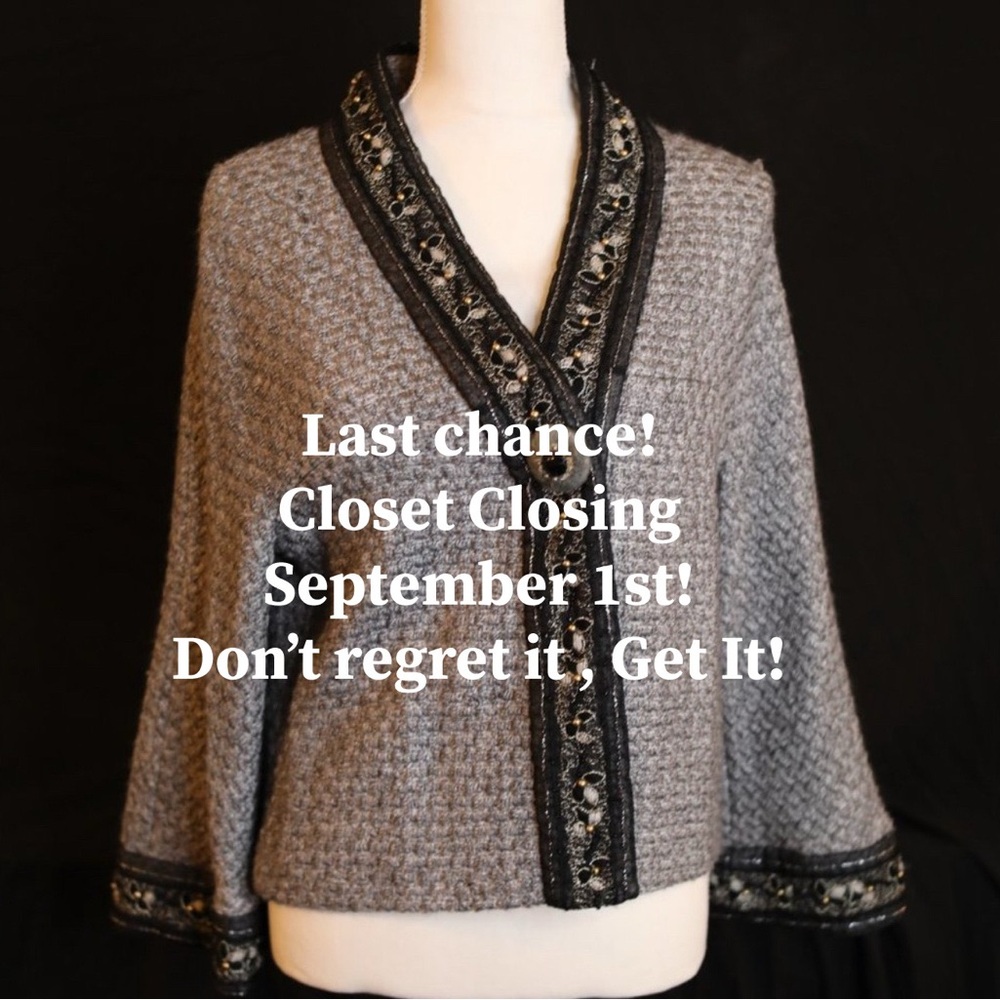 NWT- ALBERTO MAKALI Embroidered and Beaded Part Wool Jacket Medium